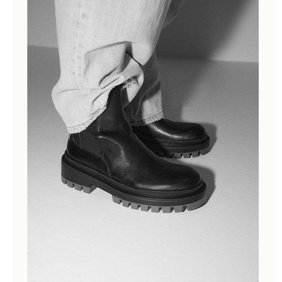 Zara lug sole low heel leather ankle boots - Picture 2 of 11